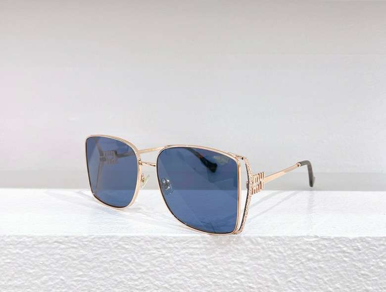 Picture of MiuMiu Sunglasses _SKUfw55220428fw
